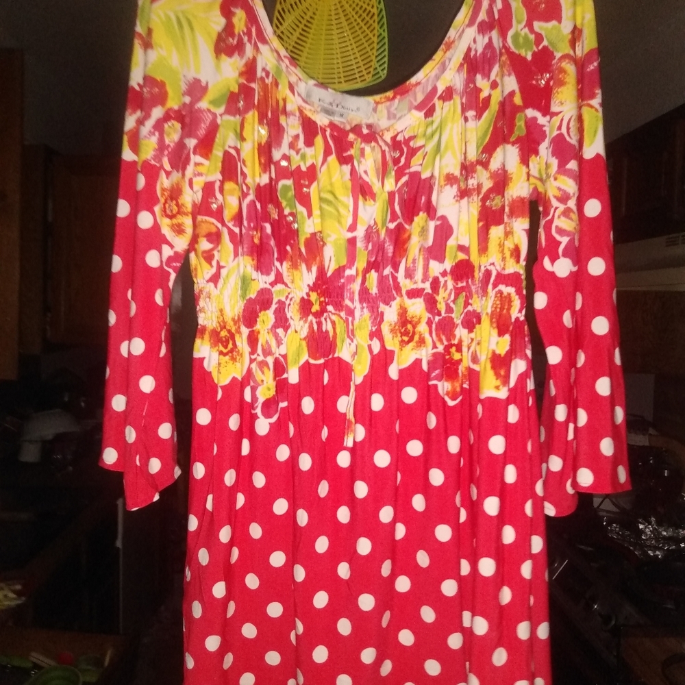 Flowy polkadot top